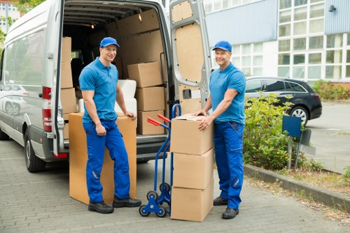 Local removals team handling access challenges in Highbury